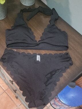 SHEIN Black Scalloped Triangle Bikini Set